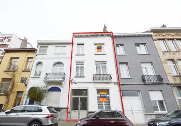 Appartement te koop in Koekelberg, 7 slpks beschikbaar voor biedingen