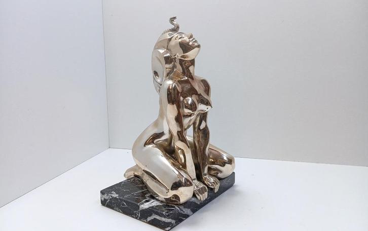 PILAR FRANCESCH "DE SFINX" beeld zilver naakt, Antiek en Kunst, Antiek | Brons en Koper, Koper, Ophalen of Verzenden