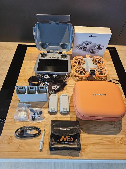 Dji NEO fly more combo + RC 2 controller + Dji care refresch, Audio, Tv en Foto, Drones, Nieuw, Drone met camera, Ophalen of Verzenden
