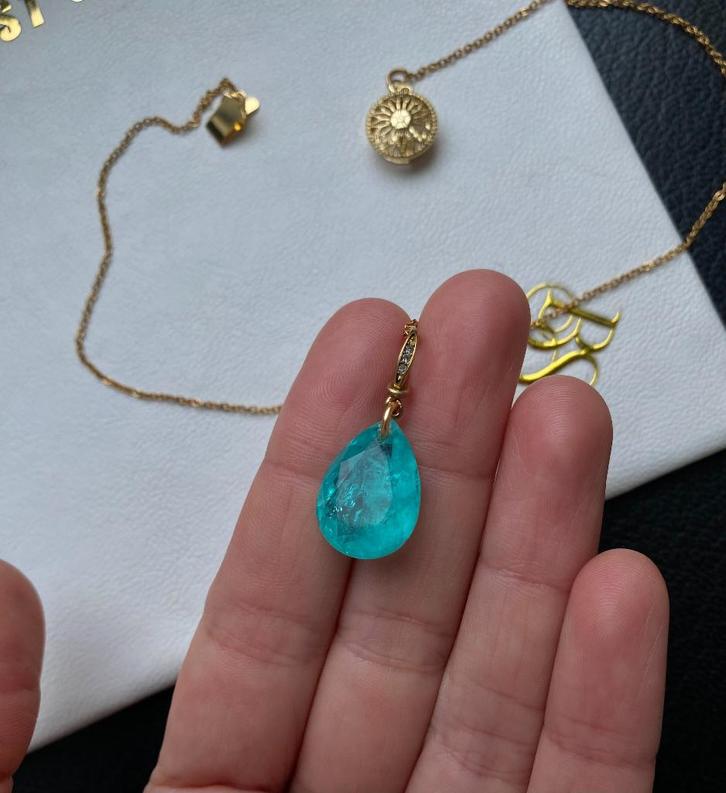 Pendentif collier Paraiba tourmaline plaqué or 18 carats, Bijoux, Sacs & Beauté, Colliers, Neuf, Pierre ou Minéral, Vert, Avec pendentif