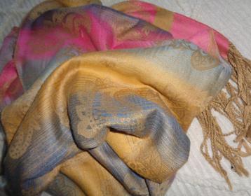 Grande écharpe Pashmina 70 cm X 190 cm, Enlèvement ou Envoi, Neuf, Pashmina
