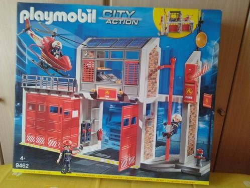 Playmobil grote brandweerkazerne met helikopter, Kinderen en Baby's, Speelgoed | Playmobil, Zo goed als nieuw, Ophalen