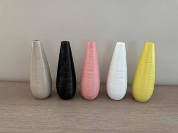 Set van 5 vaasjes, 20 cm beschikbaar voor biedingen