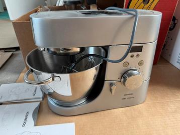 Kenwood keukenrobot, Elektronische apparatuur, Ophalen, 3 snelheden of meer, Zo goed als nieuw, 2 tot 3 liter