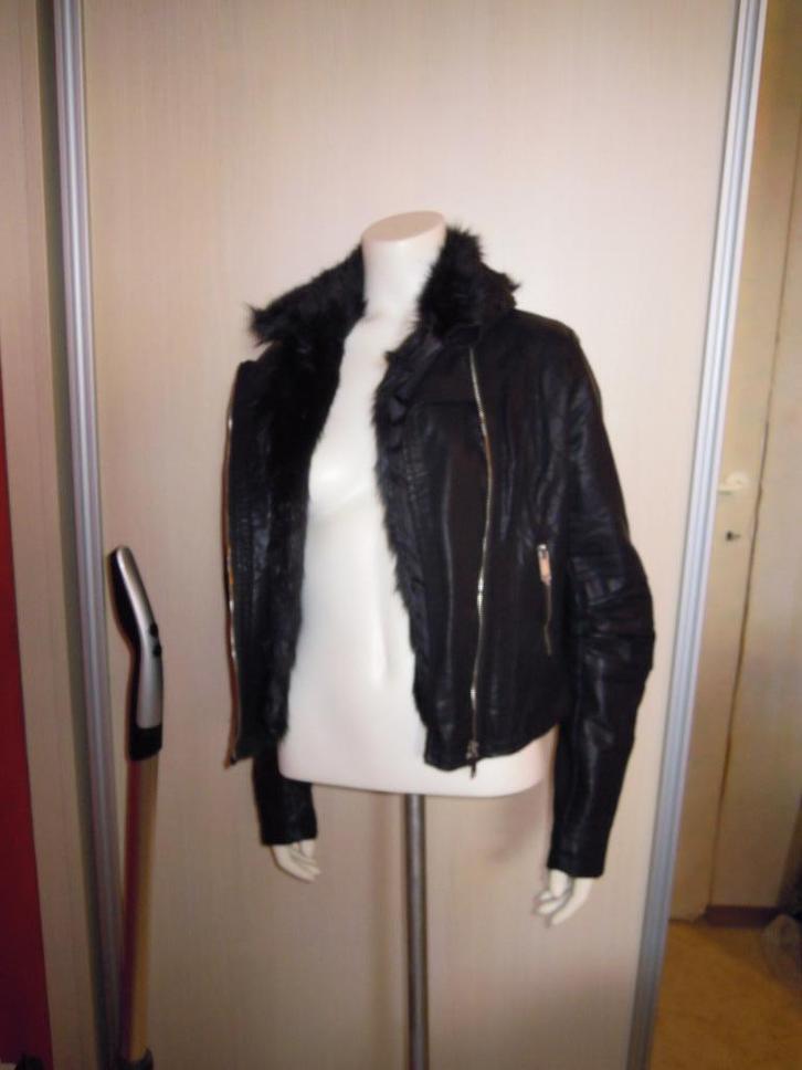 Zwarte biker vest met afneembare bontkraag, Kleding | Dames, Jassen | Zomer, Zo goed als nieuw, Maat 42/44 (L), Zwart, Ophalen of Verzenden