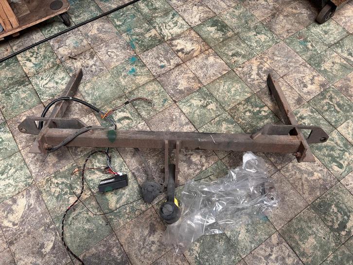 ATTACHE REMORQUE OPEL ASTRA J BREAK TOURER, Auto-onderdelen, Trekhaken, Gebruikt, Ophalen