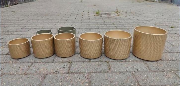 Bloempotten Mica, Tuin en Terras, Bloembakken en Plantenbakken, Zo goed als nieuw, Ophalen