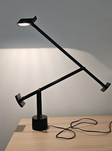 Artemide Tizio 50 (1e serie jaren 80) - tafellamp beschikbaar voor biedingen