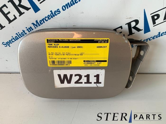 Tank Klep van een Mercedes E-Klasse (693), Auto-onderdelen, Carrosserie, Mercedes-Benz, Gebruikt, 3 maanden garantie, Ophalen of Verzenden
