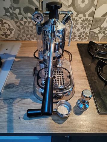 La Pavoni Professioneel  beschikbaar voor biedingen