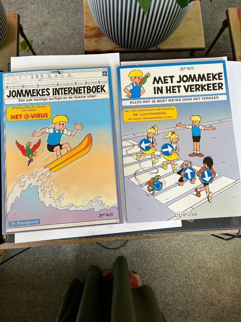 2 speciale uitgave Jommeke (verkeer,internetboek), Boeken, Stripverhalen, Zo goed als nieuw, Meerdere stripboeken, Ophalen of Verzenden