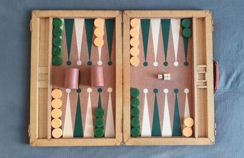 Arthur Popper bakelite 1930s Backgammon set, Hobby en Vrije tijd, Gezelschapsspellen | Bordspellen, Ophalen