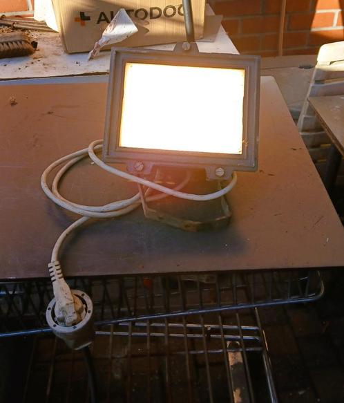 2 phares extérieurs, Doe-het-zelf en Bouw, Bouwverlichting, Zo goed als nieuw, Ophalen