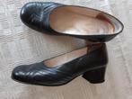 chaussures en cuir noires pour femmes, Noir, Porté, Enlèvement