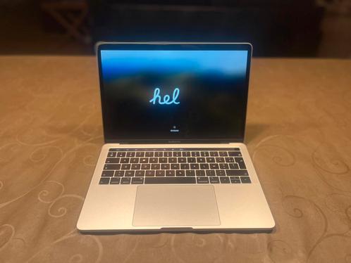 Macbook pro 13 (late 2019) intel i5, 8gb RAM, 128gb, silver, Computers en Software, Apple Macbooks, Zo goed als nieuw, MacBook Pro