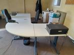 bureautafel + ladenkast., Zakelijke goederen, Kantoor en Winkelinrichting | Kantoormeubilair en Inrichting, Ophalen, Gebruikt