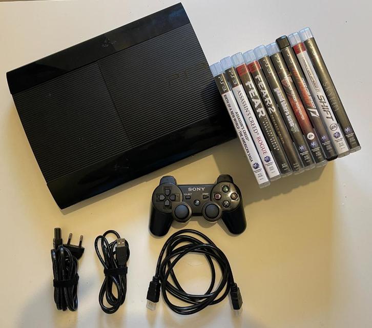 PS3 Superslim 12 GB + 9 Games, Games en Spelcomputers, Spelcomputers | Sony PlayStation 3, Gebruikt, Slim, 12 GB, Met 1 controller