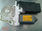 Moteur de vitre portière d'un Volkswagen Golf, Volkswagen, -, 3 mois de garantie, Utilisé