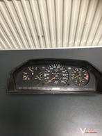Mercedes W124   Benzine 1990    124 542 2968  Km Tellerklok, Ophalen of Verzenden, Gebruikt