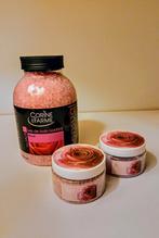 Badzout en scrub, rozengeur., Handtassen en Accessoires, Uiterlijk | Lichaamsverzorging, Ophalen