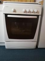 Four gazinière à vendre (cause décès), Gaz, 85 à 90 cm, 4 zones de cuisson, Enlèvement