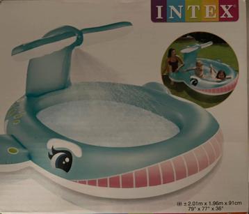 Intex kinderzwembad met sproeier beschikbaar voor biedingen