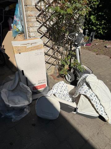 Compleet Kinderwagen Stokke beschikbaar voor biedingen
