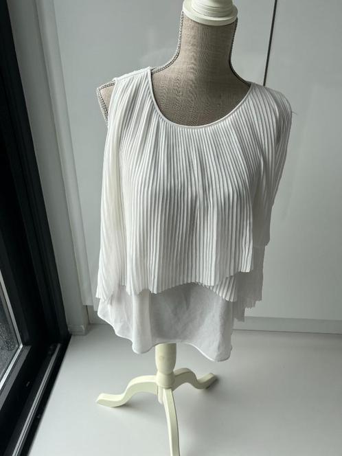 trafaluc l, Kleding | Dames, Blouses en Tunieken, Zo goed als nieuw, Maat 38/40 (M), Wit, Ophalen of Verzenden
