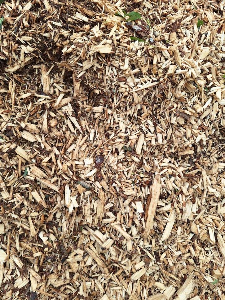 Vers hakselhout,  hardhout snippers., Tuin en Terras, Aarde en Mest, Ophalen