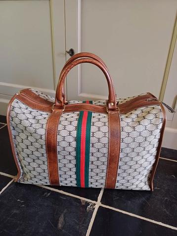 Sac Saint Michael Vintage (1970) beschikbaar voor biedingen