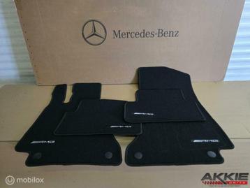 Mercedes C-klasse AMG Vloer matten W205 SEDAN STATION beschikbaar voor biedingen