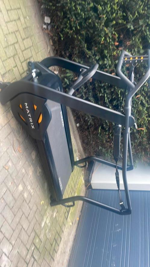 Matrix s-drive /cardio, Sports & Fitness, Appareils de fitness, Comme neuf, Tapis roulant, Enlèvement