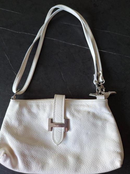 Kleine witte leren tas voor dames., Handtassen en Accessoires, Tassen | Damestassen, Nieuw, Schoudertasje, Wit, Ophalen of Verzenden