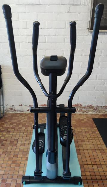 Crosstrainer Elliptical 09 E Shape +  beschikbaar voor biedingen