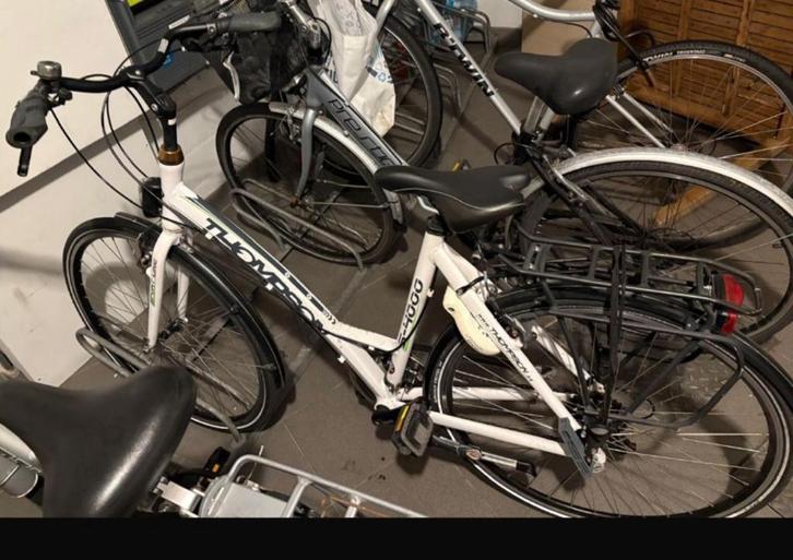 Thompson stadsfiets – wit – lage instap – in goede staat, Fietsen en Brommers, Fietsen | Dames | Damesfietsen, Zo goed als nieuw