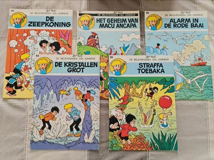 Strips Jommeke : reeks met  blauw kader, Boeken, Stripverhalen, Zo goed als nieuw, Ophalen of Verzenden