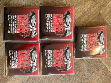 5 setjes Ernie Ball gitaarsnaren 11-52 beschikbaar voor biedingen