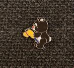PIN - BEERTJE MET STOKPAARD, Verzenden, Gebruikt, Figuurtje, Speldje of Pin