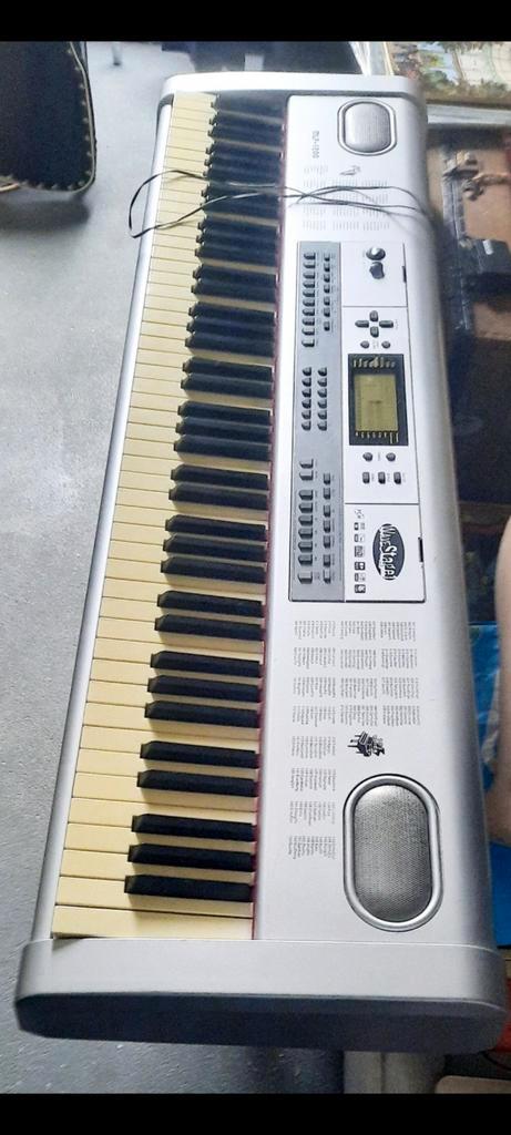 Elektrische grote  piano, Muziek en Instrumenten, Keyboards, Zo goed als nieuw, Ophalen