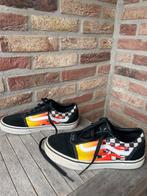 Vans sneakers maat 35 zwart met vlammen, Kinderen en Baby's, Kinderkleding | Schoenen en Sokken, Ophalen, Gebruikt, Vans, Jongen of Meisje