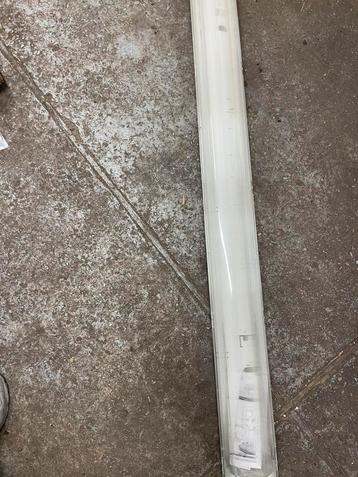 Nieuw SEAE TL-armatuur 2x36W – IP66 beschikbaar voor biedingen