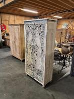 Handgesneden Kast uit India Uniek exemplaar Ibiza/Boho Nieuw, Huis en Inrichting, Ophalen of Verzenden, Nieuw
