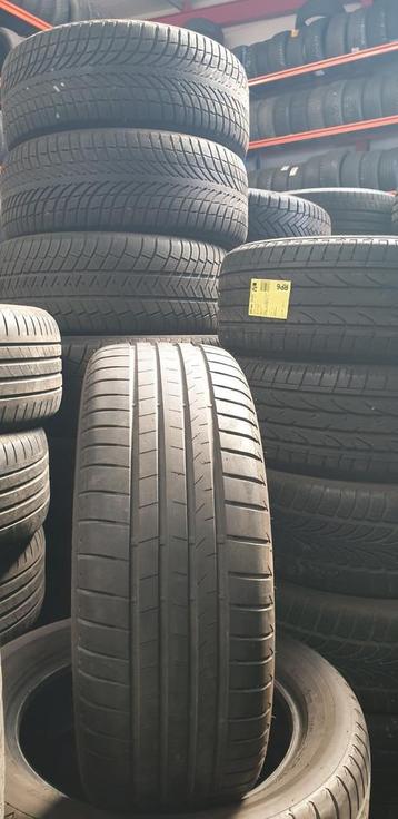 235/55R18 235 55 18 marque d'été Bridgestone.