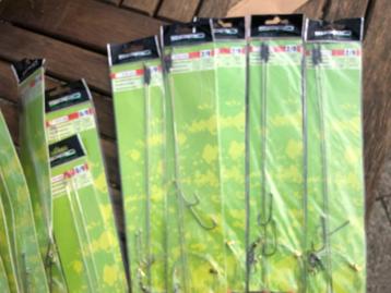 16 onderlijnen voor gul/kabejauw. Nieuw!! beschikbaar voor biedingen