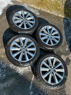 Velgen met band Volkswagen Polo 215/45 R16