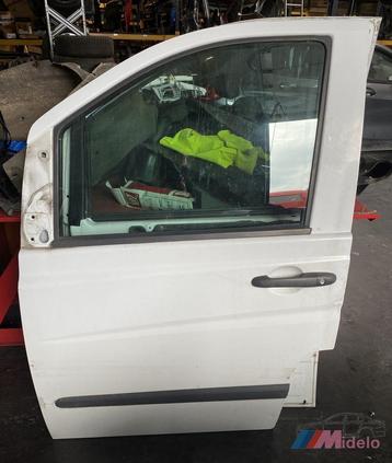 MERCEDES VITO DEUR LINKS VOOR  beschikbaar voor biedingen