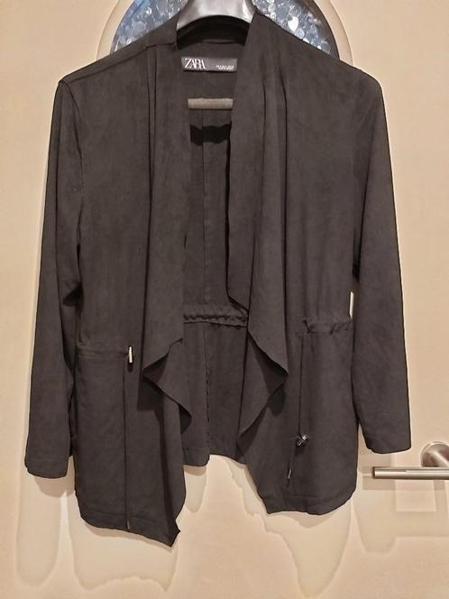 Zara, dun jasje mt M, Suèdine, Vêtements | Femmes, Vestes & Costumes, Comme neuf, Manteau, Taille 38/40 (M), Noir, Enlèvement ou Envoi