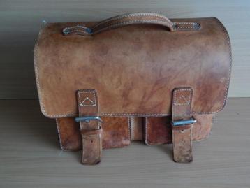 boekentas, Handtassen en Accessoires, Tassen | Schooltassen, Ophalen of Verzenden, Gebruikt, Beige, Aktetas of Boekentas