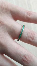 Ring goudkleur met groen, Bijoux, Sacs & Beauté, Bagues, Comme neuf, Autres matériaux, Enlèvement ou Envoi, Or