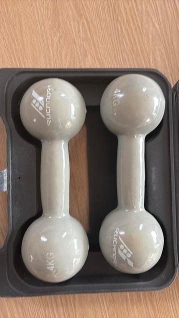 Dumbell set 4kg beschikbaar voor biedingen